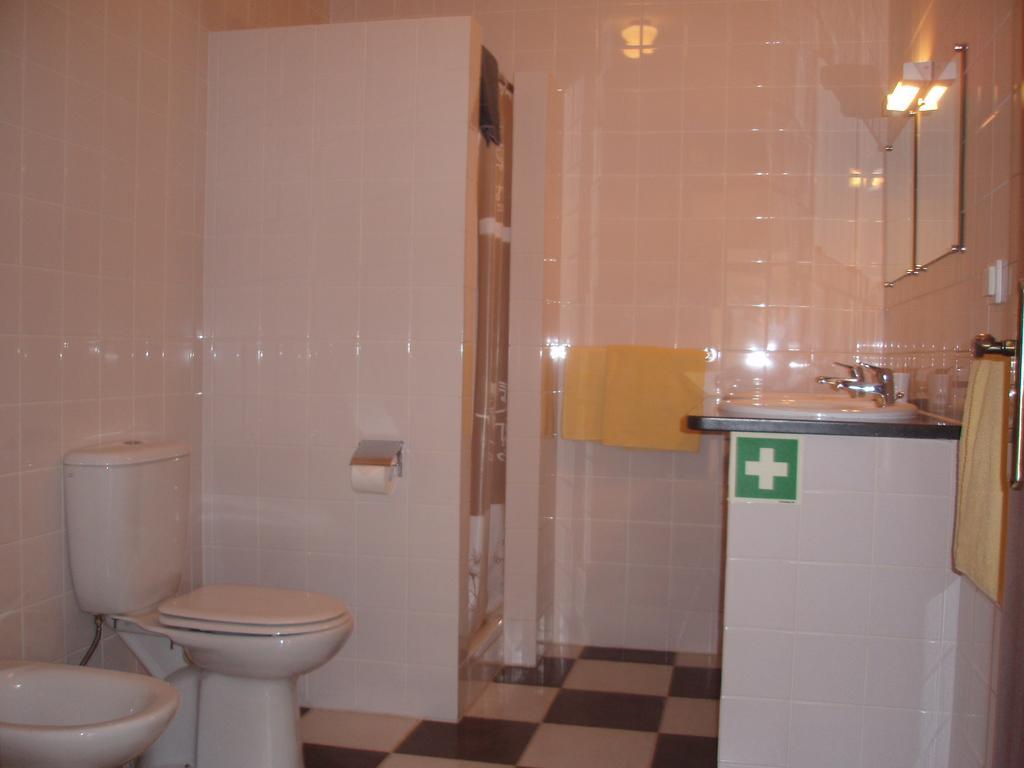 Filhas Do Mar Apartments ซาเลมา ห้อง รูปภาพ